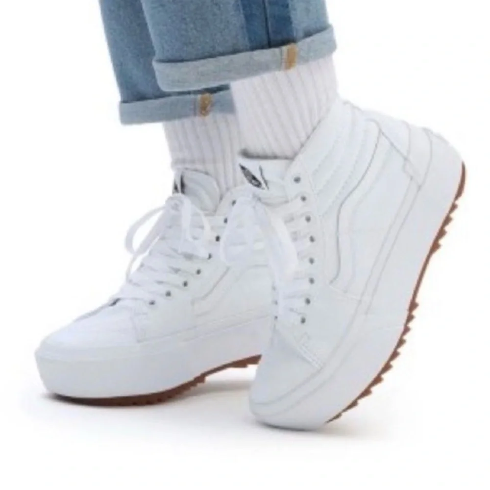 VANS | Sk8-Hi Stacked Platform Canvas Sneaker in True White/Gum